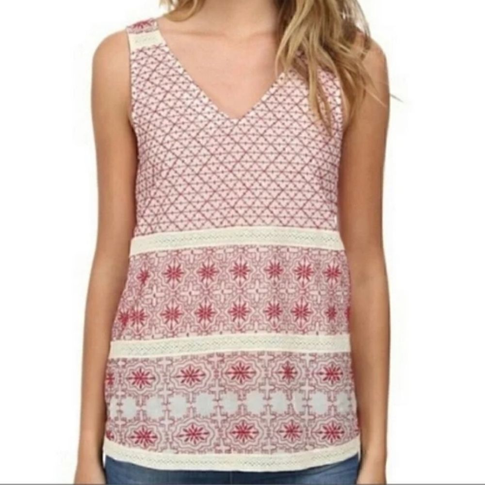 EC VELVET BY GRAHAM AND SPENCER CARINA EMBROIDERED BOHO V-NECK TOP SZ. S